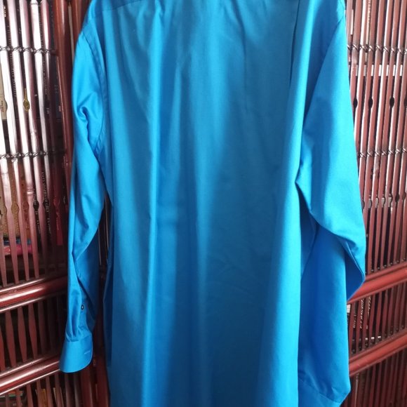 Van Heusen XL Tall 18.5 Men's Dress Shirt - Picture 3 of 3